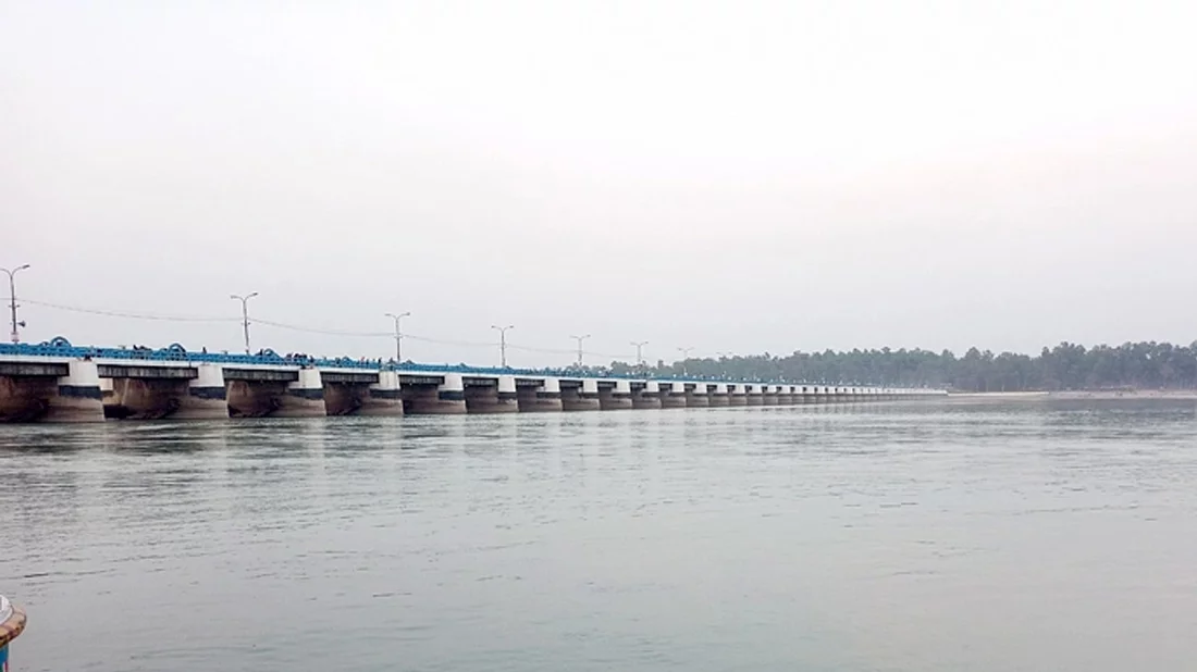 তিস্তায় পানি ছাড়লো ভারত, ডুবছে চরাঞ্চল