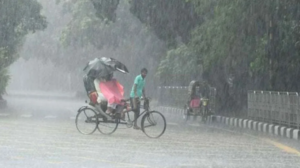 সারা দেশে ভারি বর্ষণের আভাস