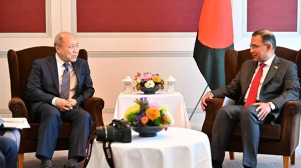 অর্থনৈতিক অঞ্চলে জাপানি বিনিয়োগ চাইলেন প্রধানমন্ত্রী